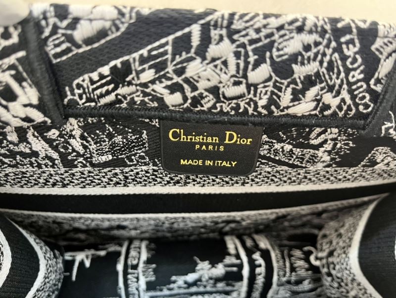 Christian Dior Shopping Bags